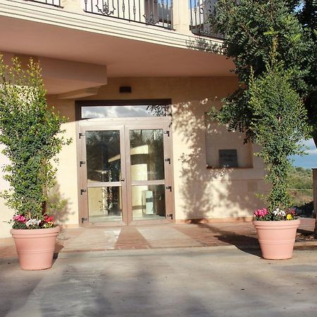 הוילה Miglionico Agriturismo Al Passaggio Di Pirro מראה חיצוני תמונה