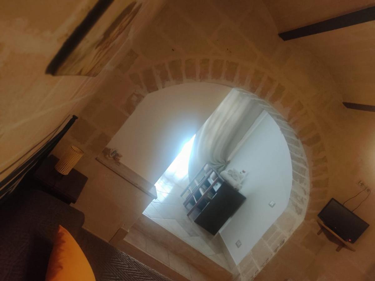 הוילה Miglionico Agriturismo Al Passaggio Di Pirro מראה חיצוני תמונה