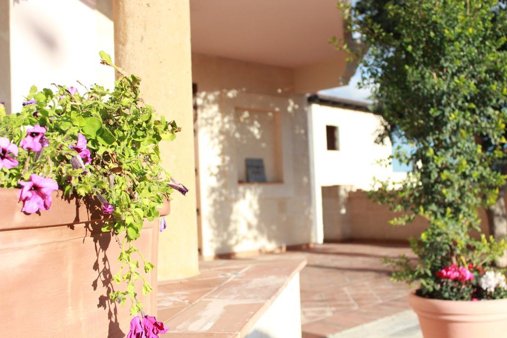 הוילה Miglionico Agriturismo Al Passaggio Di Pirro מראה חיצוני תמונה
